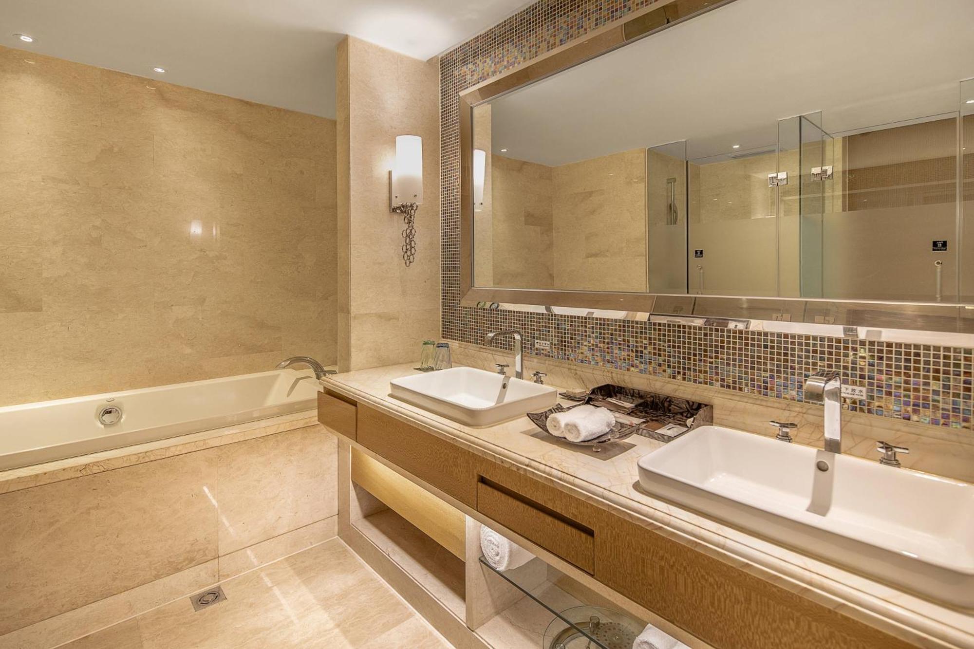 Renaissance Chengdu Hotel Dış mekan fotoğraf