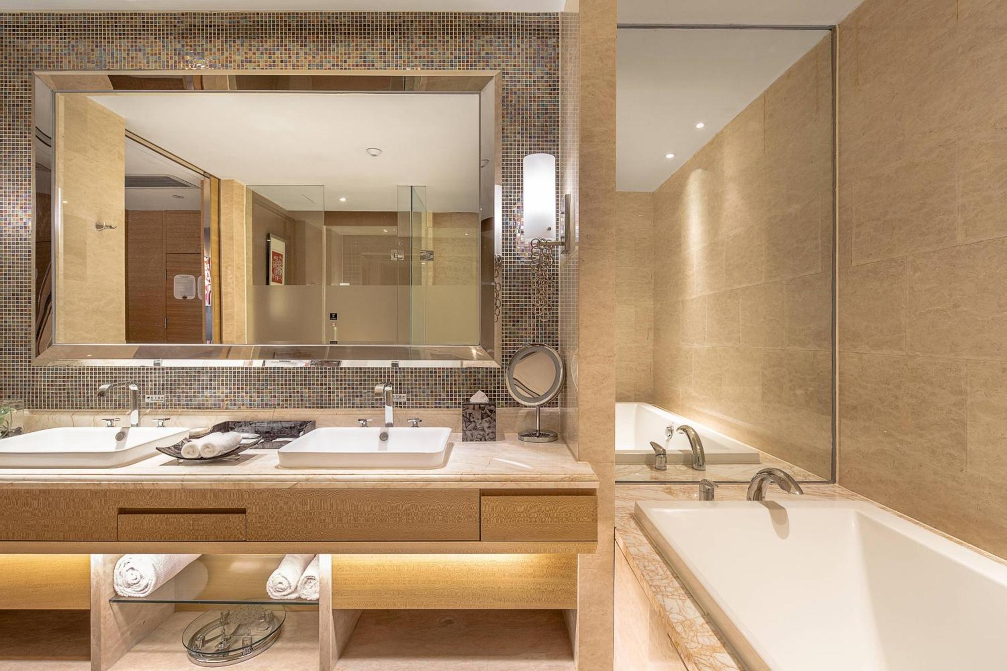 Renaissance Chengdu Hotel Dış mekan fotoğraf